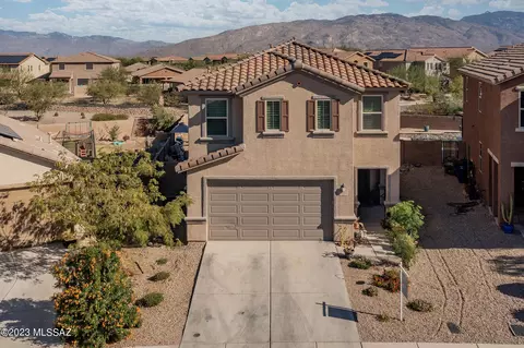 9553 S Miller Flats Dr, Tucson, AZ 85747