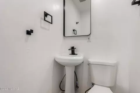 Bath - 1132 E 27th St, Tucson, AZ 85713 photo 1 of 3