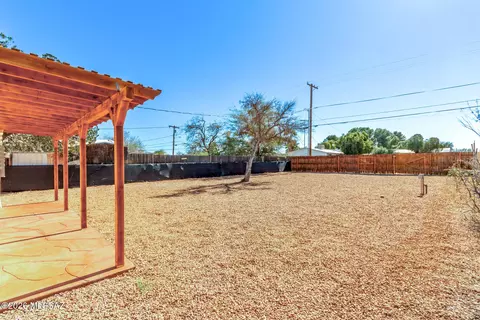 Exterior - 1132 E 27th St, Tucson, AZ 85713 photo 8 of 8