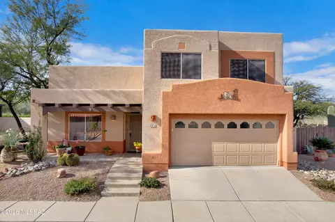 771 N Hearthside Ln, Tucson, AZ 85748