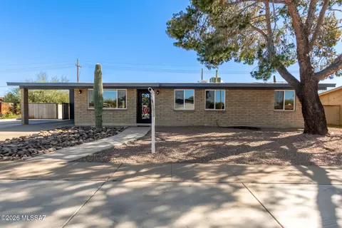 7596 N Meredith Blvd, Tucson, AZ 85741