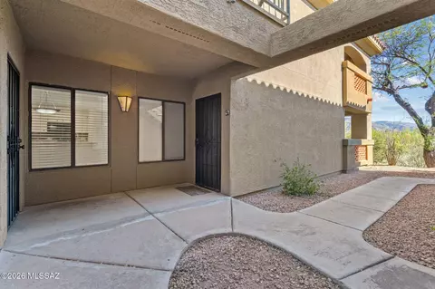 5751 N Kolb Rd #33102, Tucson, AZ 85750
