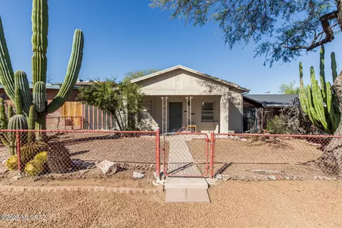 1249 E Waverly St, Tucson, AZ 85719
