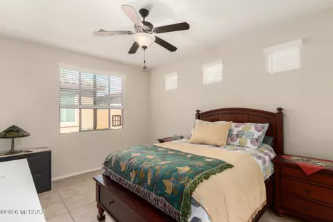 Bedroom - 13985 E Cheavront Loop, Vail, AZ 85641 photo 3 of 5