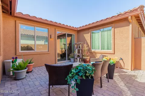 Exterior - 13985 E Cheavront Loop, Vail, AZ 85641 photo 5 of 7