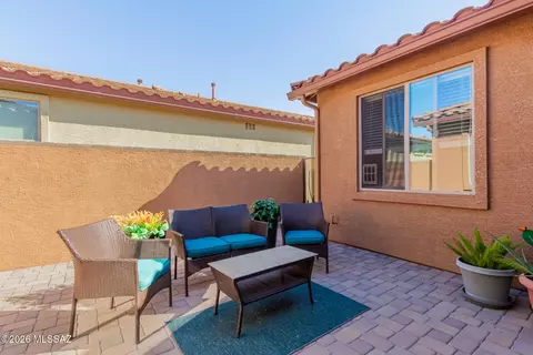 Exterior - 13985 E Cheavront Loop, Vail, AZ 85641 photo 4 of 7