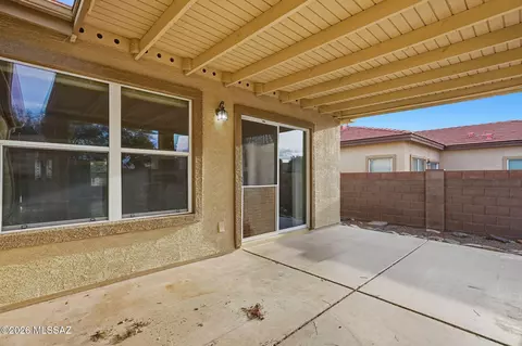 Exterior - 13653 E Oxmoor Valley Dr, Vail, AZ 85641 photo 6 of 10