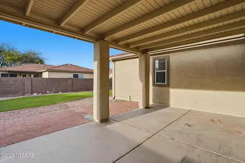 Exterior - 13653 E Oxmoor Valley Dr, Vail, AZ 85641 photo 5 of 10