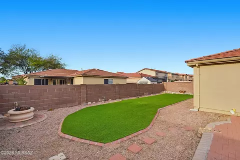 Exterior - 13653 E Oxmoor Valley Dr, Vail, AZ 85641 photo 7 of 10