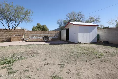 Exterior - 508 E Joan St, Tucson, AZ 85705 photo 3 of 5