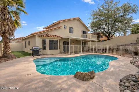 1111 W Graythorn Pl, Tucson, AZ 85737