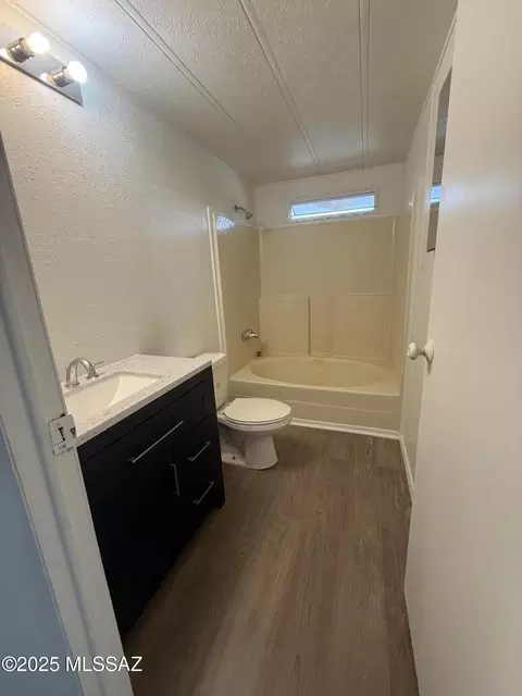 280 E Flint St, Benson, AZ 85602 photo 4