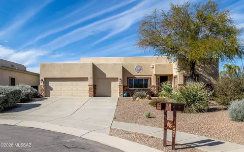 13423 N Regulation Dr, Oro Valley, AZ 85755