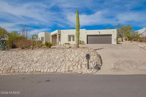 4051 E Bujia Primera, Tucson, AZ 85718