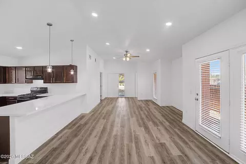 Living - 1159 E 35th St, Tucson, AZ 85713 photo 2 of 6