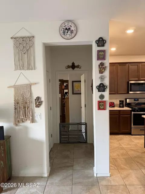 Entry Way - 10827 E Painted Mesa Pl, Vail, AZ 85641 photo 2 of 3