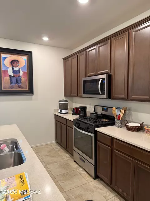 Kitchen - 10827 E Painted Mesa Pl, Vail, AZ 85641 photo 1 of 3
