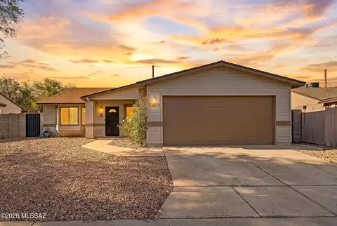 2657 W Lazybrook Dr, Tucson, AZ 85741