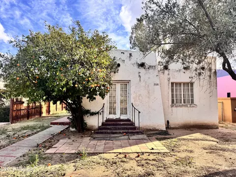 2328 E Hawthorne St, Tucson, AZ 85719