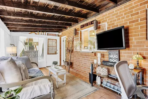 1424 N Jefferson Ave, Tucson, AZ 85712