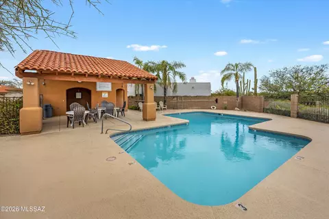 Exterior - 578 E Wagon Bluff Dr, Tucson, AZ 85704 photo 4 of 4
