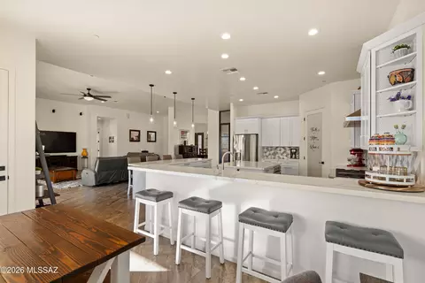 Kitchen - 3610 E Andrada Rd, Vail, AZ 85641 photo 7 of 7