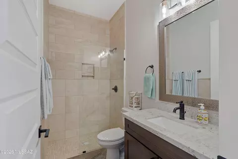 Bath - 3610 E Andrada Rd, Vail, AZ 85641 photo 5 of 7