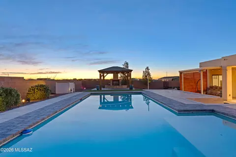 Exterior - 3610 E Andrada Rd, Vail, AZ 85641 photo 3 of 10