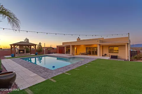 Exterior - 3610 E Andrada Rd, Vail, AZ 85641 photo 5 of 10