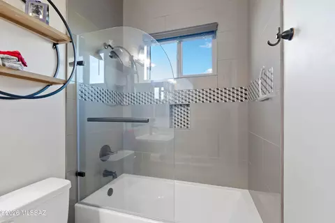 Bath - 3610 E Andrada Rd, Vail, AZ 85641 photo 7 of 7