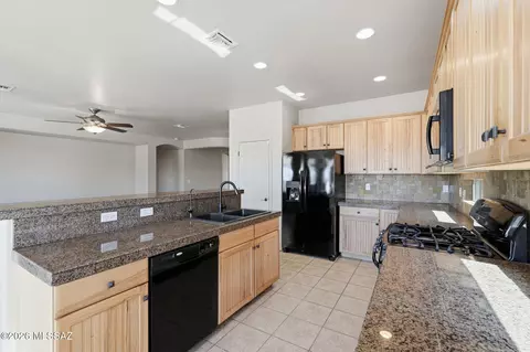 17540 S Indigo Crest Pass, Vail, AZ 85641 photo 9