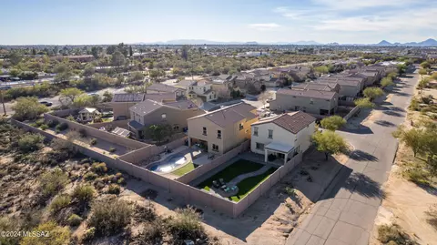 View/Area - 8924 E Abrams Loop, Tucson, AZ 85710 photo 4 of 4