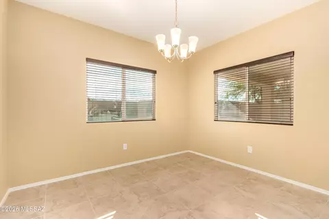 Dining - 8924 E Abrams Loop, Tucson, AZ 85710 photo 2 of 2