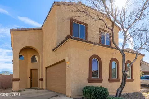 Exterior - 8924 E Abrams Loop, Tucson, AZ 85710 photo 3 of 4