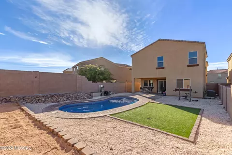Exterior - 8924 E Abrams Loop, Tucson, AZ 85710 photo 4 of 4