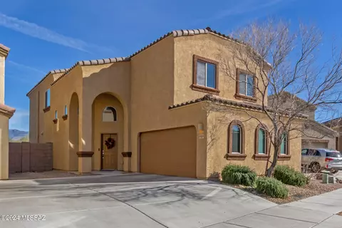 8924 E Abrams Loop, Tucson, AZ 85710
