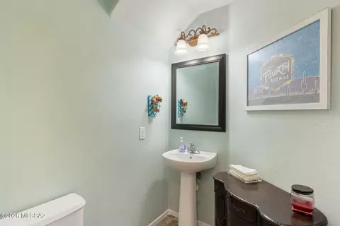 Bath - 13423 E Almond Crest Dr, Vail, AZ 85641 photo 1 of 3