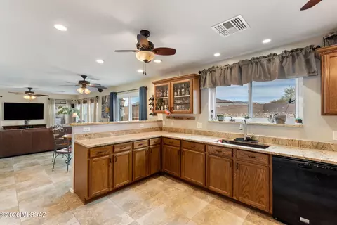 Kitchen - 13423 E Almond Crest Dr, Vail, AZ 85641 photo 2 of 2