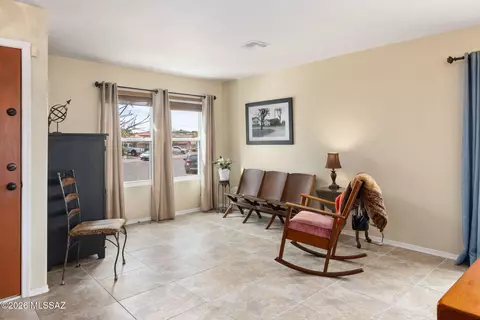 Living - 13423 E Almond Crest Dr, Vail, AZ 85641 photo 1 of 4