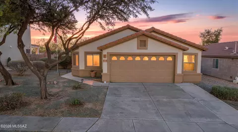 8246 S Camino Serpe, Tucson, AZ 85747