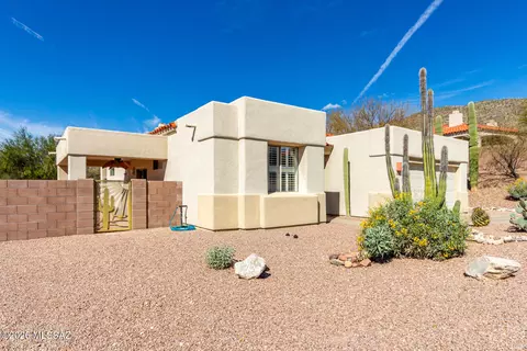 5335 N Canyon Rise Pl, Tucson, AZ 85749