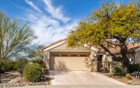 13197 N Silver Cholla Pl, Marana, AZ 85658
