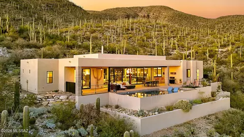 10030 E Sabino Estates Dr, Tucson, AZ 85749