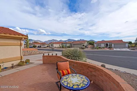 Exterior - 1069 E Ritz Ct, Oro Valley, AZ 85755 photo 2 of 6