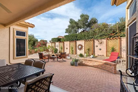Exterior - 1069 E Ritz Ct, Oro Valley, AZ 85755 photo 5 of 6