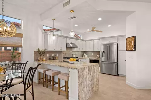 Kitchen - 1069 E Ritz Ct, Oro Valley, AZ 85755 photo 5 of 5