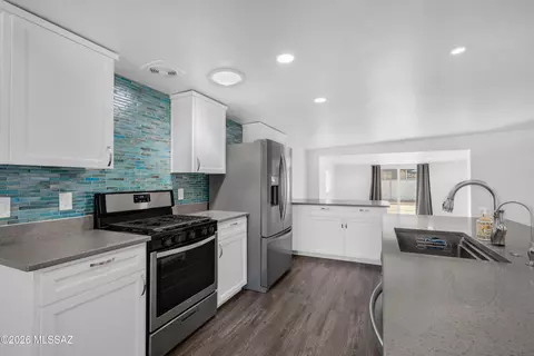 Kitchen - 8142 E 5th St, Tucson, AZ 85710 photo 3 of 3
