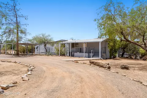 12466 W Vegas Dr, Tucson, AZ 85736