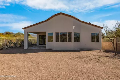 Exterior - 9896 E Wind Dancer Dr, Tucson, AZ 85748 photo 6 of 8