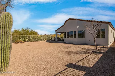 Exterior - 9896 E Wind Dancer Dr, Tucson, AZ 85748 photo 5 of 8